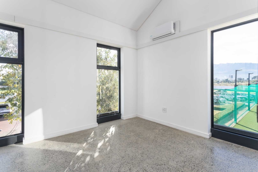 To Let commercial Property for Rent in Val De Vie Estate Western Cape